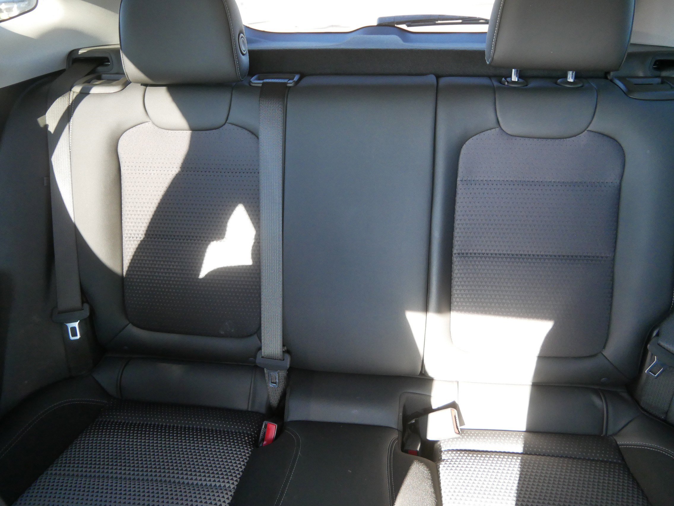 Used 2025 Chevrolet Trax LT w/ LT Convenience Package image 13