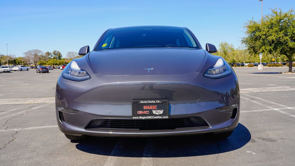Used 2021 Tesla Model Y Long Range image 4