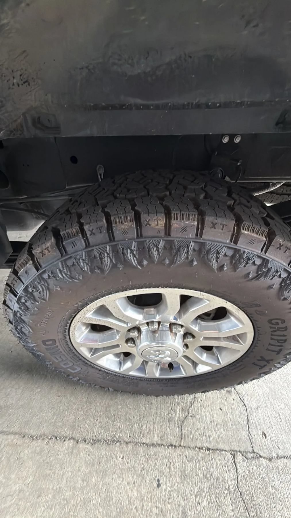 Used 2017 RAM 3500 Laramie w/ Snow Chief Group AWD/4WD image 10