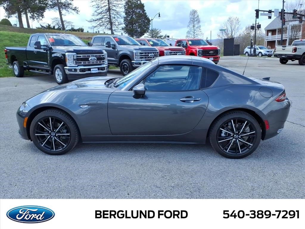Used 2024 MAZDA MX-5 Miata RF Grand Touring RWD image 8