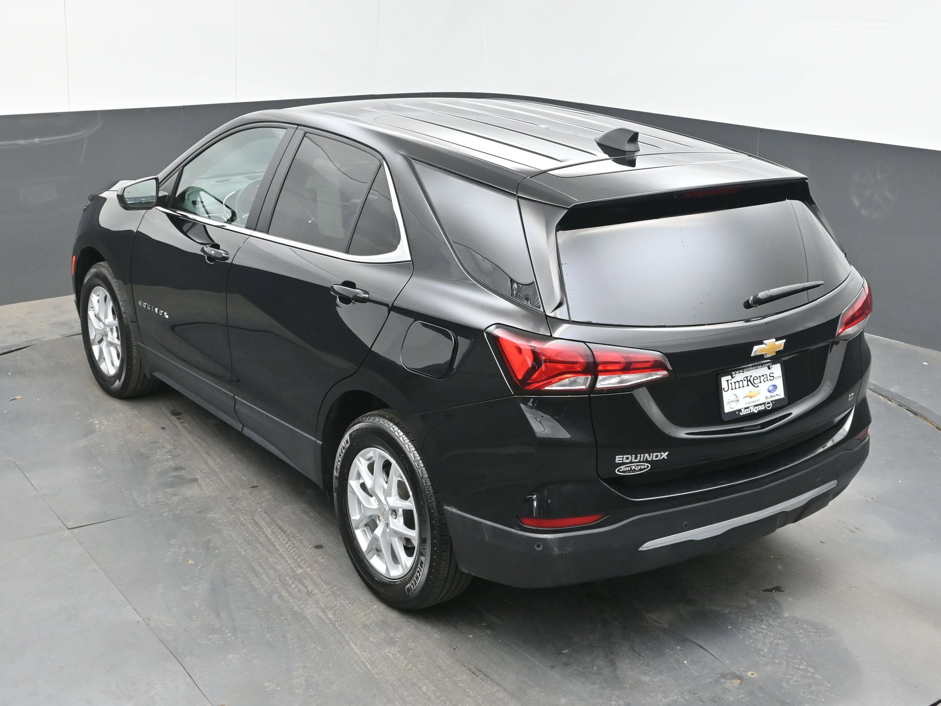 Used 2024 Chevrolet Equinox LT FWD image 24