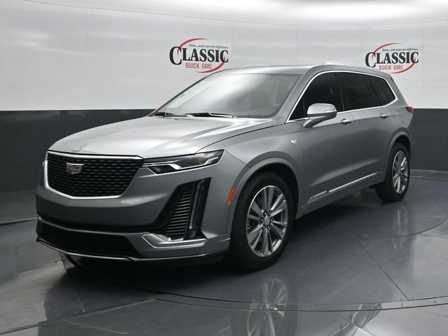 Used 2025 Cadillac XT6 Premium Luxury image 3