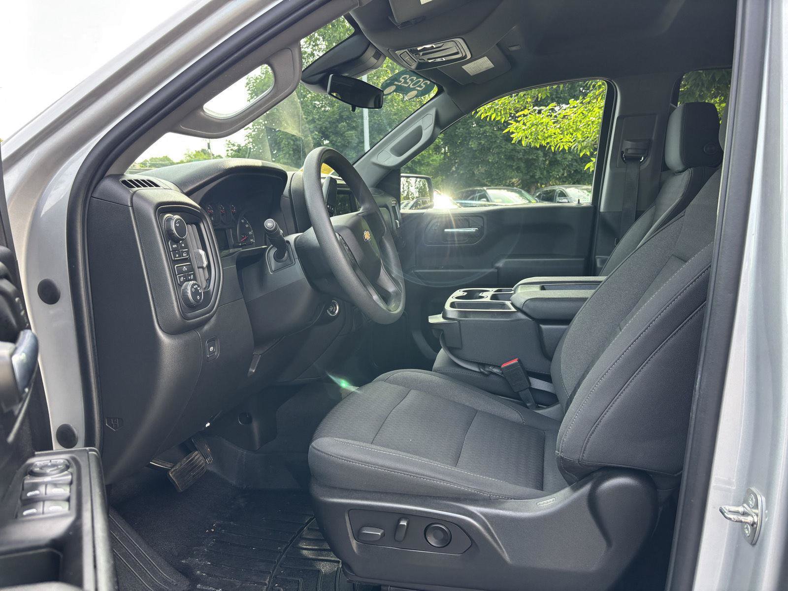 Certified 2022 Chevrolet Silverado 1500 Custom AWD/4WD image 13