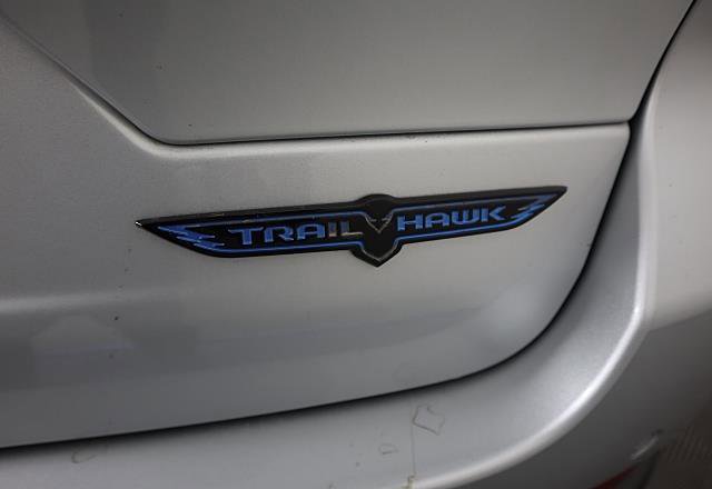 Used 2024 Jeep Grand Cherokee Trailhawk w/ Luxury Tech Group III image 9