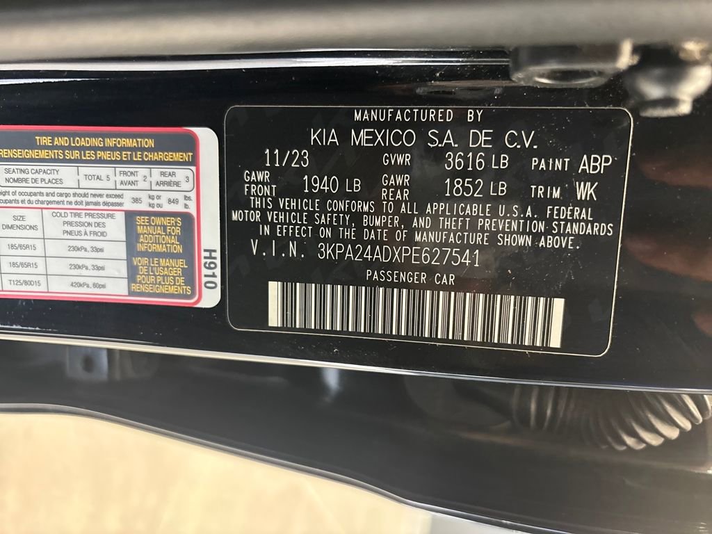 Used 2023 Kia Rio LX image 38