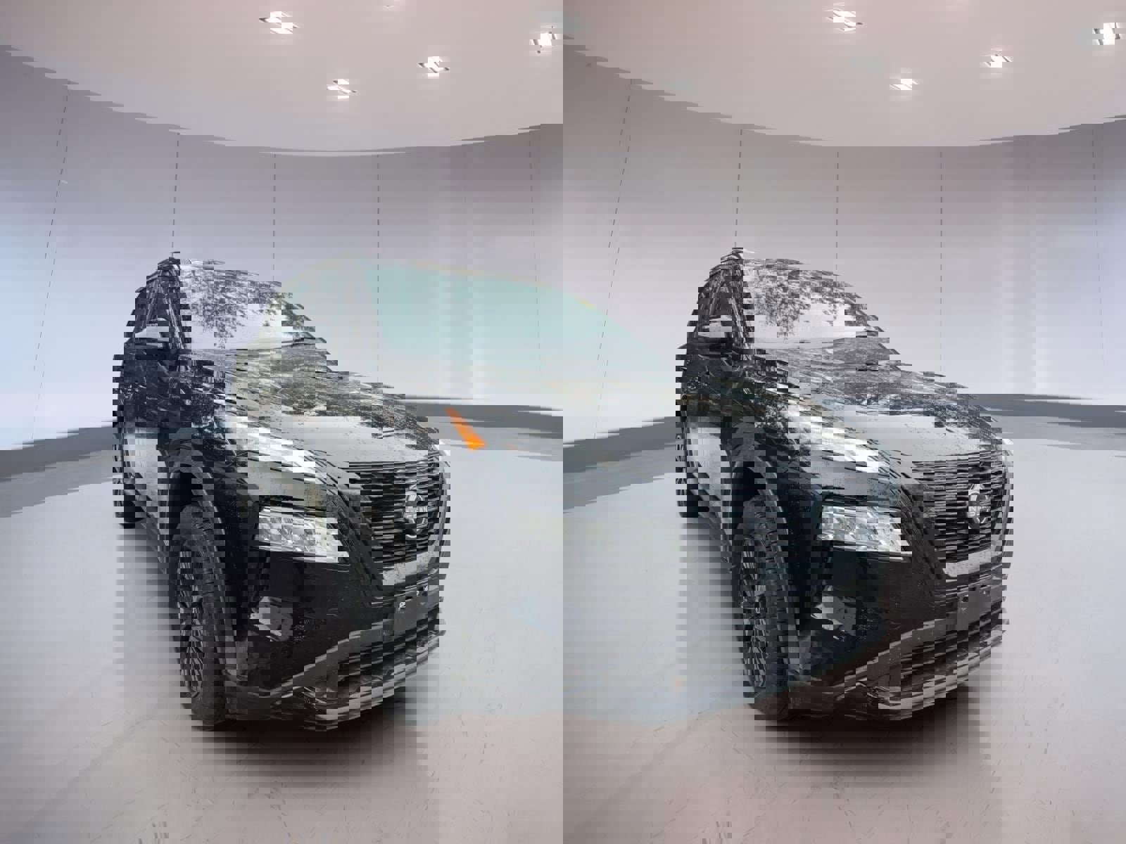 Used 2023 Nissan Rogue SV w/ SV Premium B Package image 1