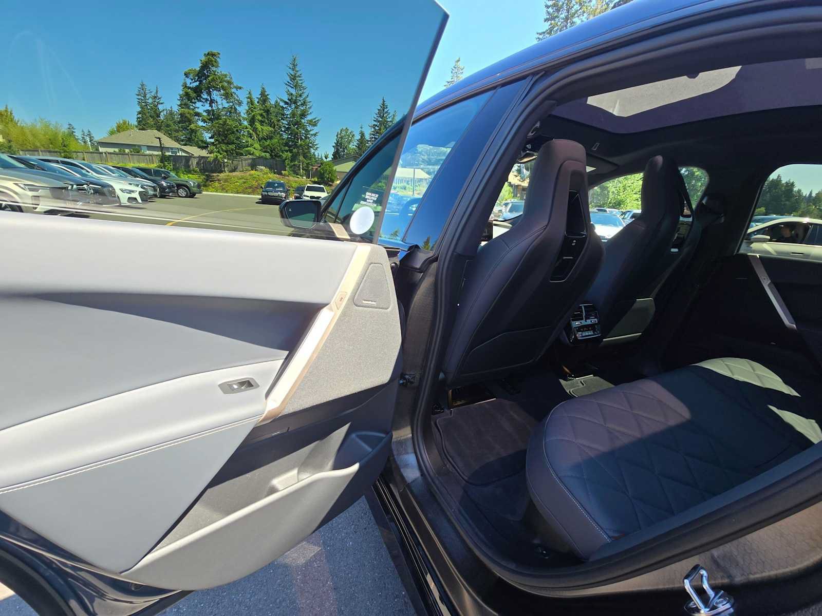Used 2026 BMW iX xDrive45 AWD/4WD image 15