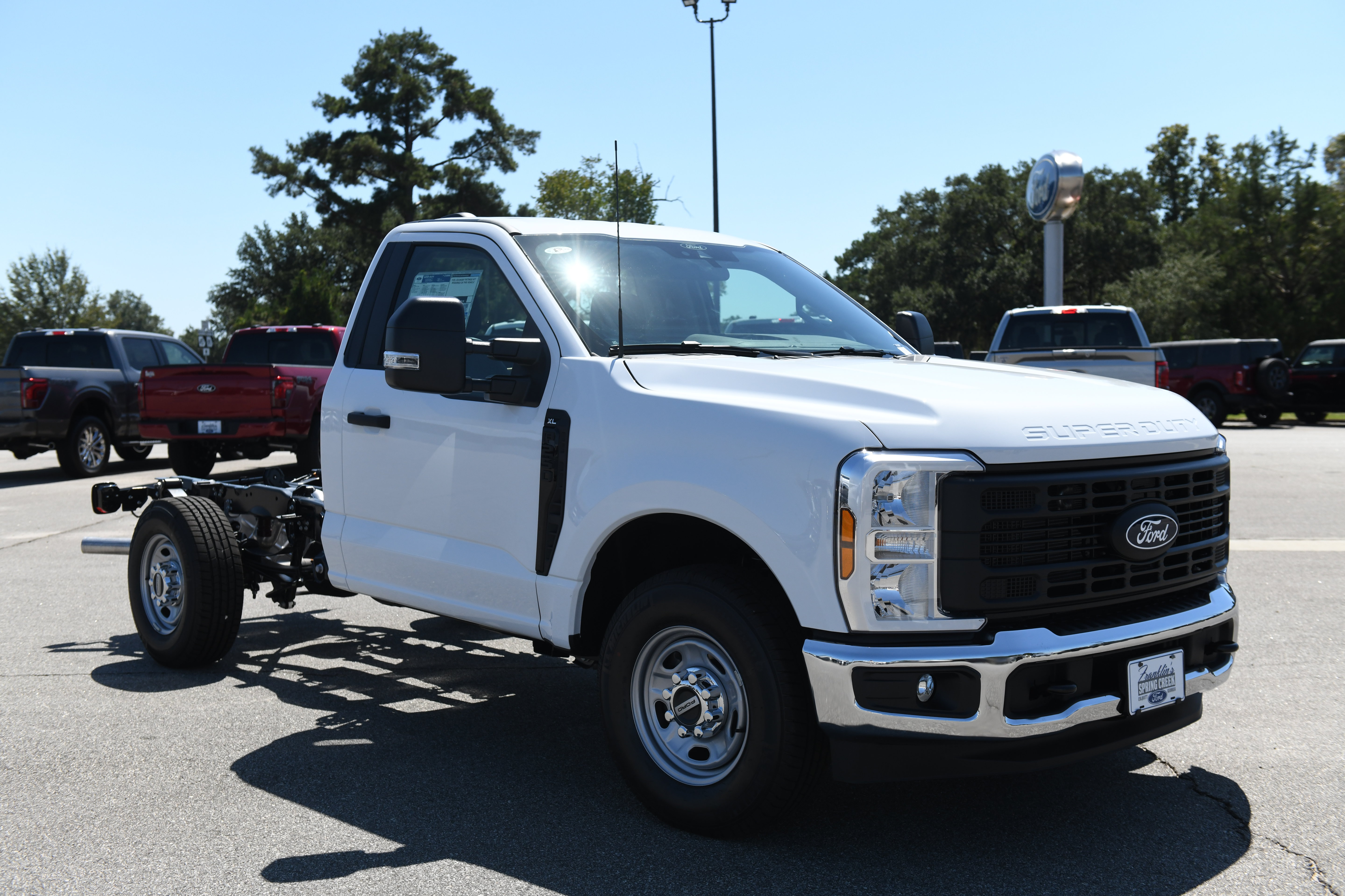 New 2027 Ford F250 XL w/ XL Chrome Package