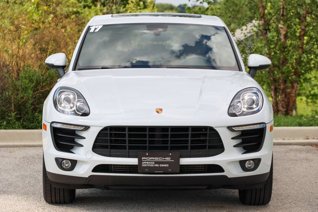 Certified 2017 Porsche Macan AWD/4WD image 16