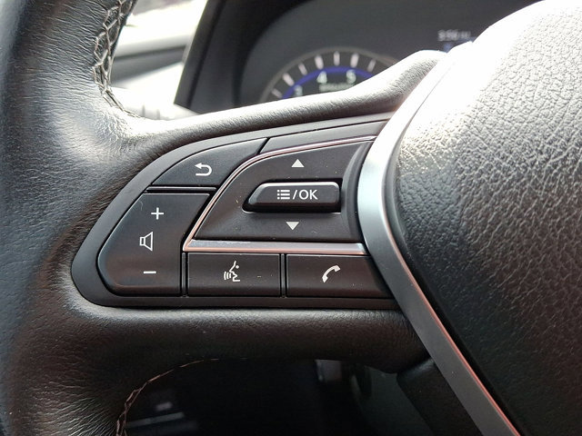 Used 2019 INFINITI Q60 3.0t Luxe w/ Essential Package AWD/4WD image 18