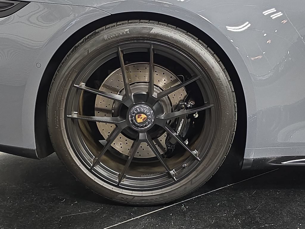 Certified 2026 Porsche 911 Carrera GTS RWD image 29