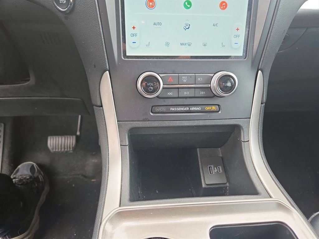 Used 2024 Ford Edge SEL AWD/4WD image 26