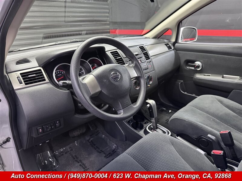 Used 2012 Nissan Versa 1.8 S FWD image 11