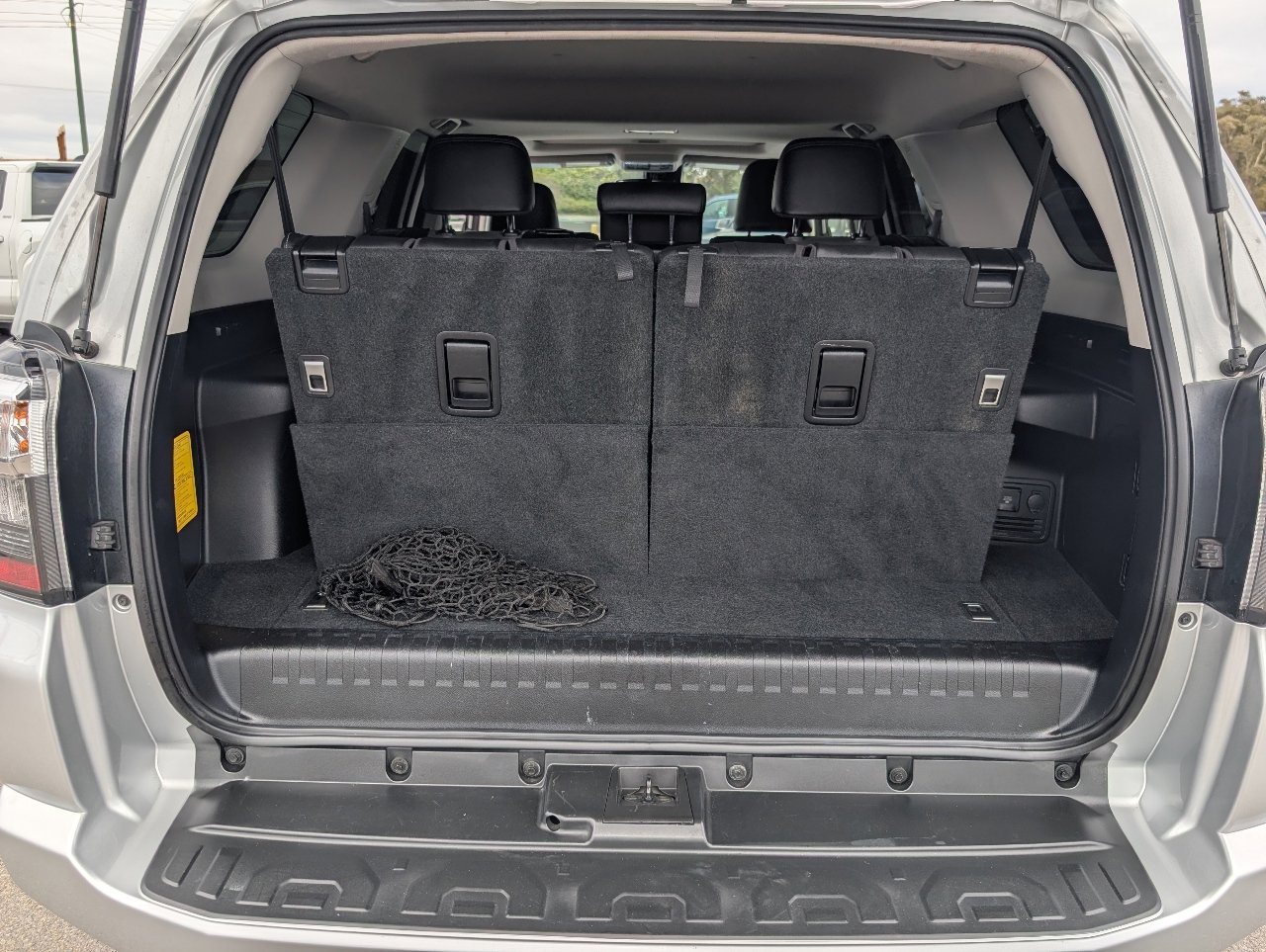 Used 2022 Toyota 4Runner SR5 Premium w/ Moonroof Package RWD image 10