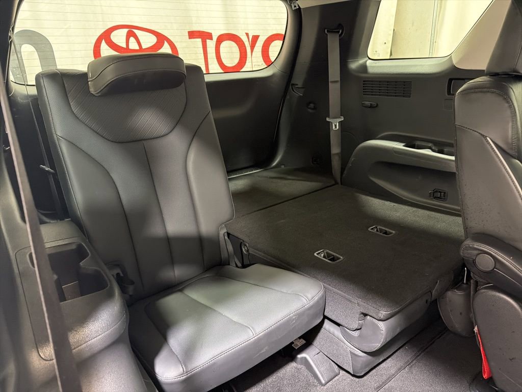 Used 2025 Hyundai Palisade SEL image 16