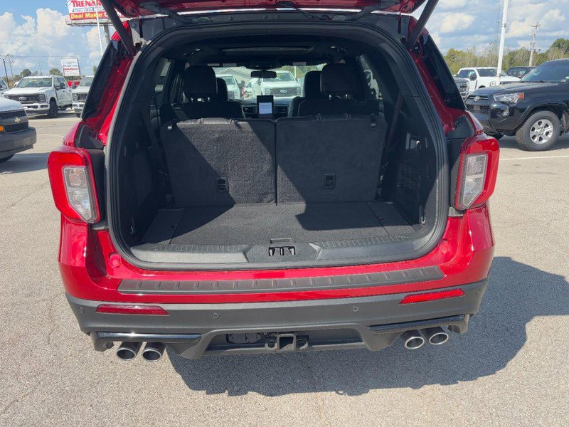 Used 2023 Ford Explorer ST w/ Equipment Group 401A image 4