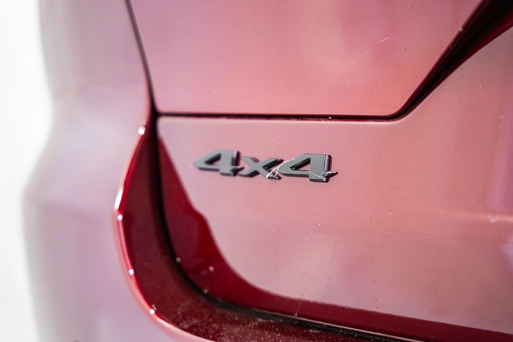 New 2025 Jeep Grand Cherokee Limited w/ Luxury Tech Group II image 8