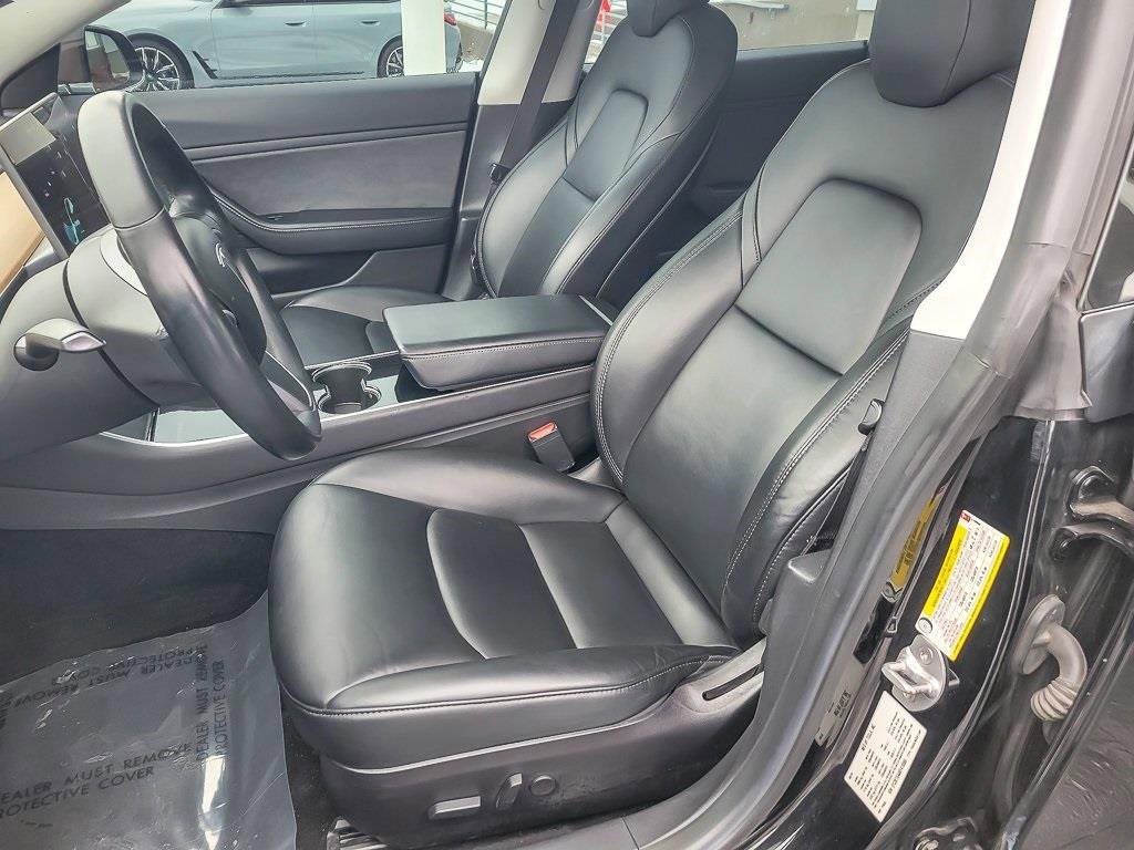 Used 2019 Tesla Model 3 image 8
