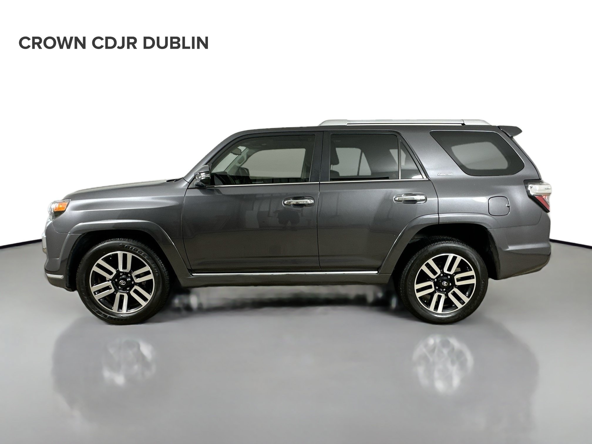 Used 2022 Toyota 4Runner Limited RWD image 9