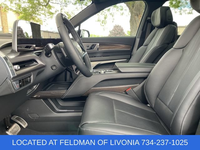 Certified 2026 Cadillac Vistiq Sport w/ LPO, Floor Liner Package AWD/4WD image 19