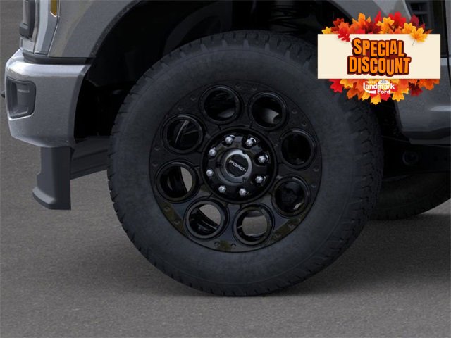 New 2025 Ford F250 XLT w/ Black Appearance Package image 17
