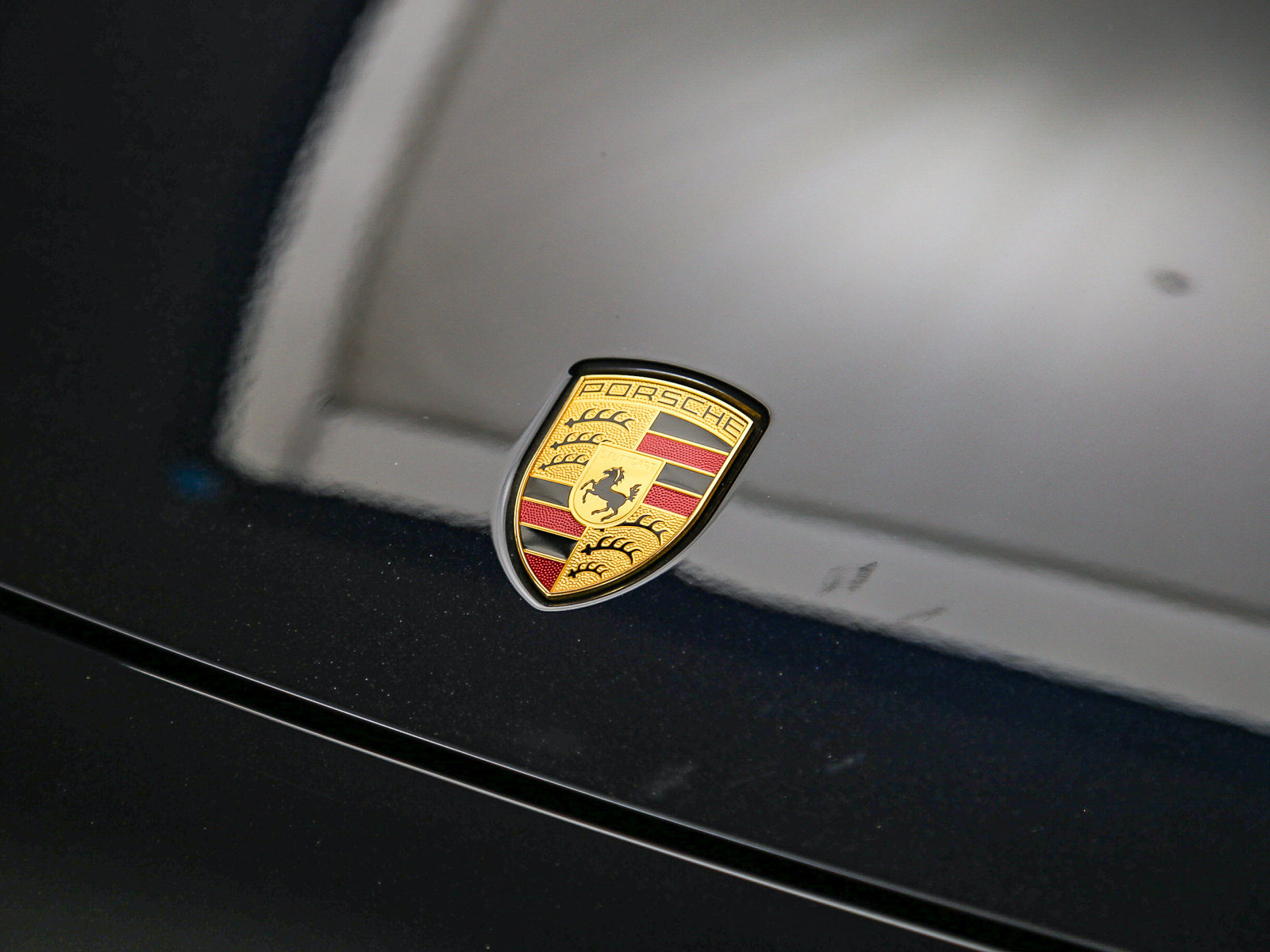 Certified 2023 Porsche Cayenne AWD/4WD image 12