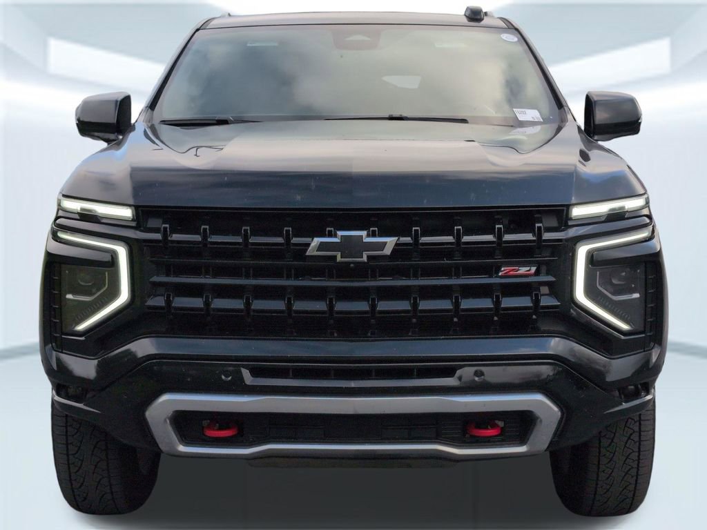 Used 2025 Chevrolet Tahoe Z71 w/ Comfort Package image 17