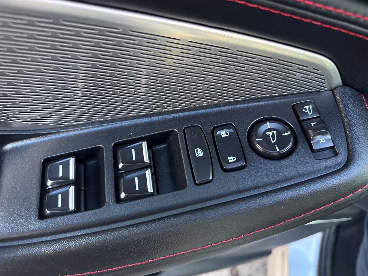 Used 2022 Acura MDX A-Spec image 13