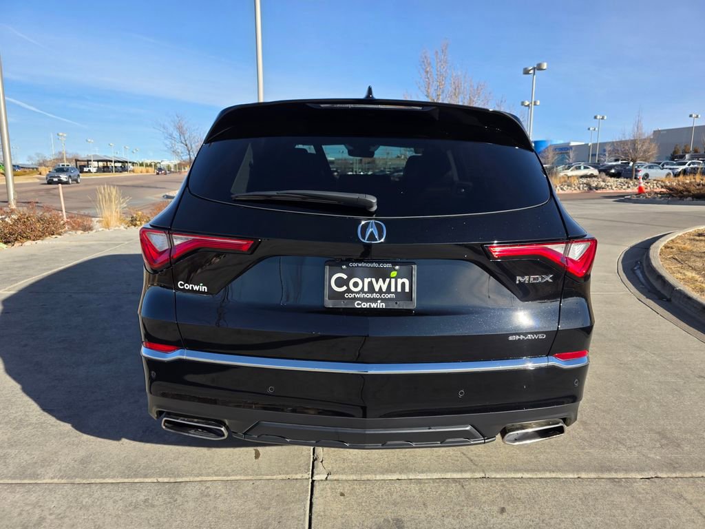 Used 2024 Acura MDX SH-AWD w/ Technology Package image 7