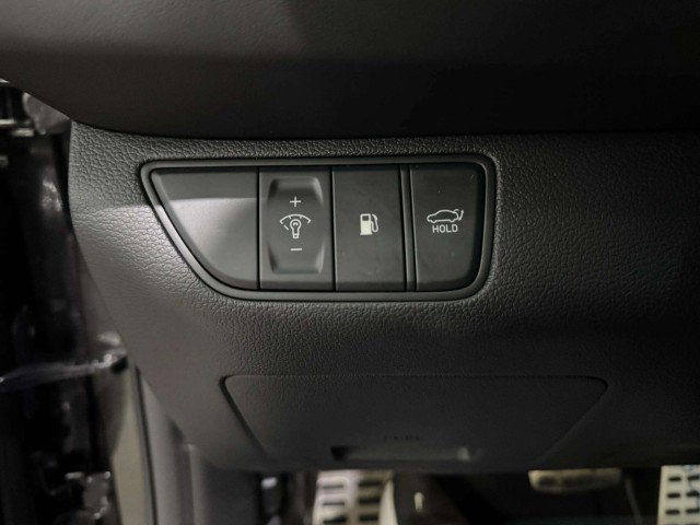 Used 2023 Genesis G70 3.3T w/ Sport Prestige Package image 51