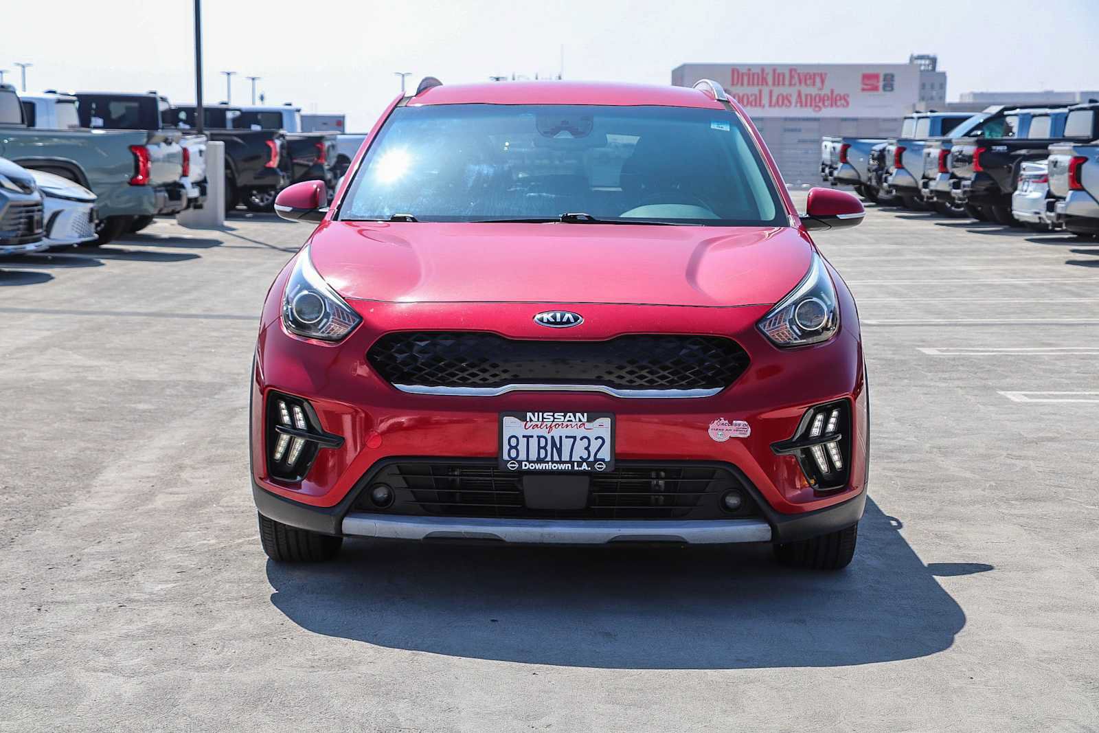 Used 2020 Kia Niro EX FWD image 2