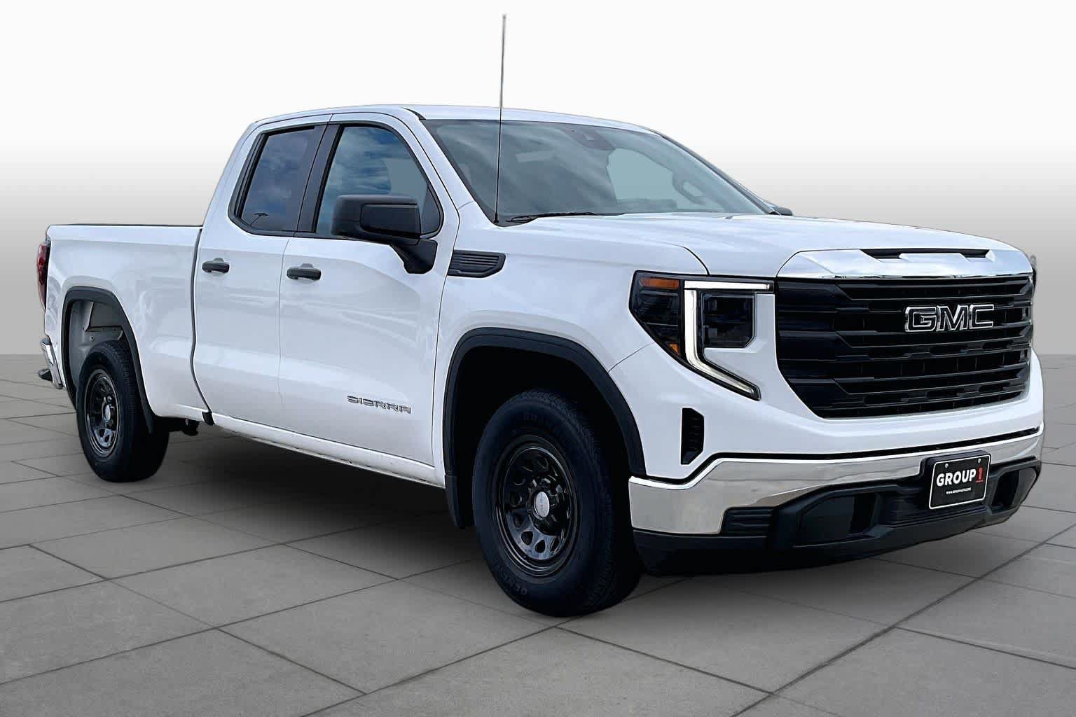 Certified 2022 GMC Sierra 1500 Pro w/ Convenience Package RWD image 3