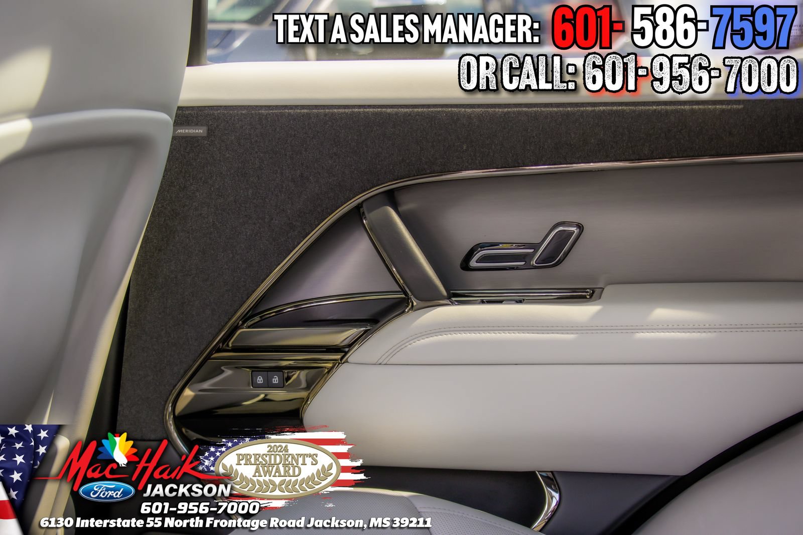 Used 2024 Land Rover Range Rover Sport SE AWD/4WD image 9