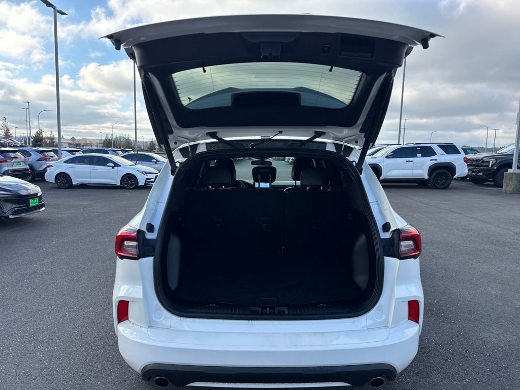 Used 2023 Ford Escape ST-Line w/ Equipment Group 301A image 13