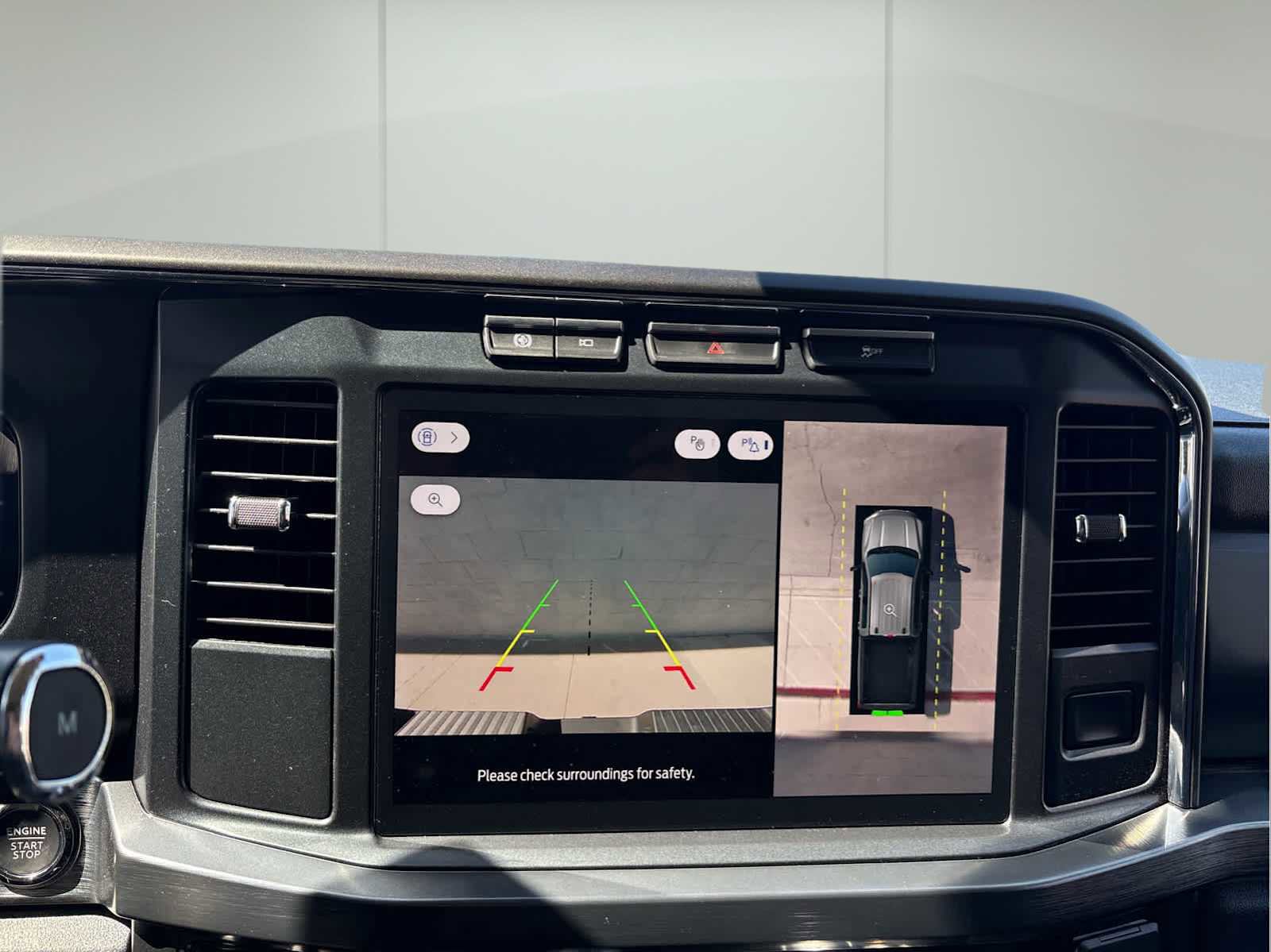 Used 2024 Ford F250 Lariat image 30