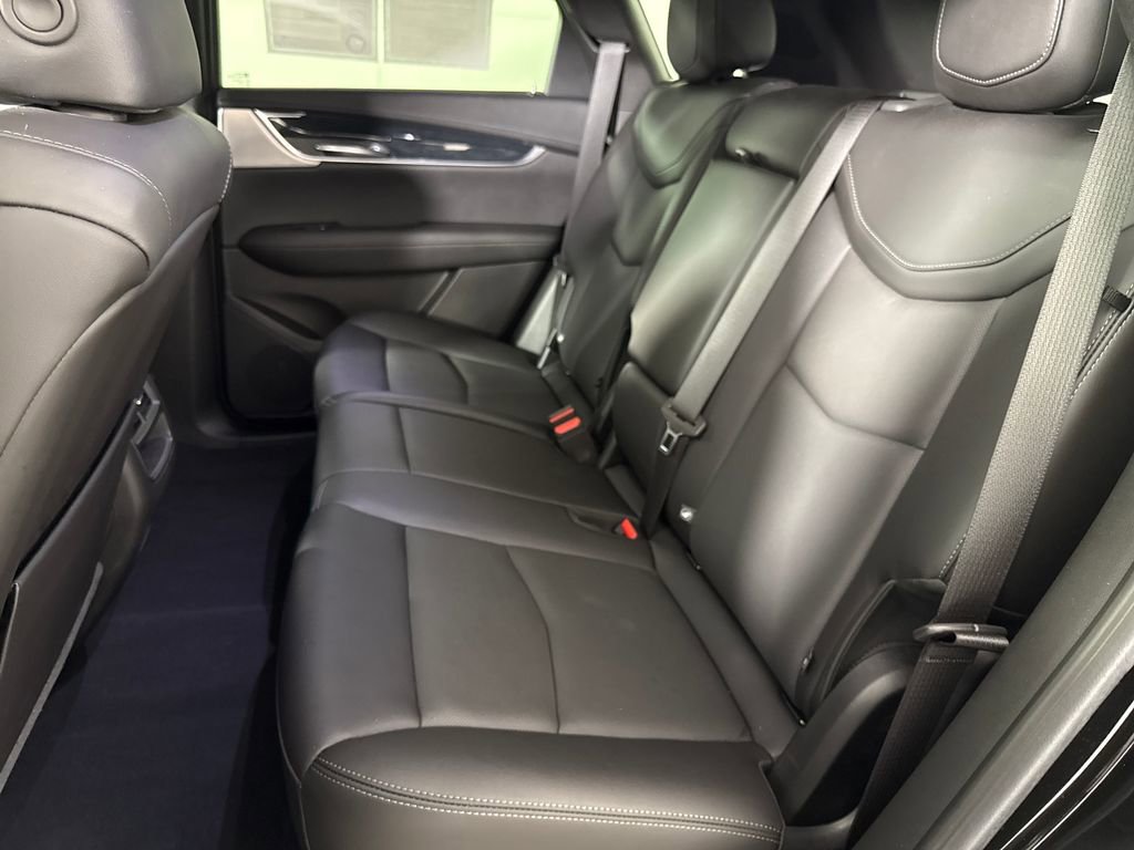 Used 2024 Cadillac XT5 Premium Luxury FWD image 13