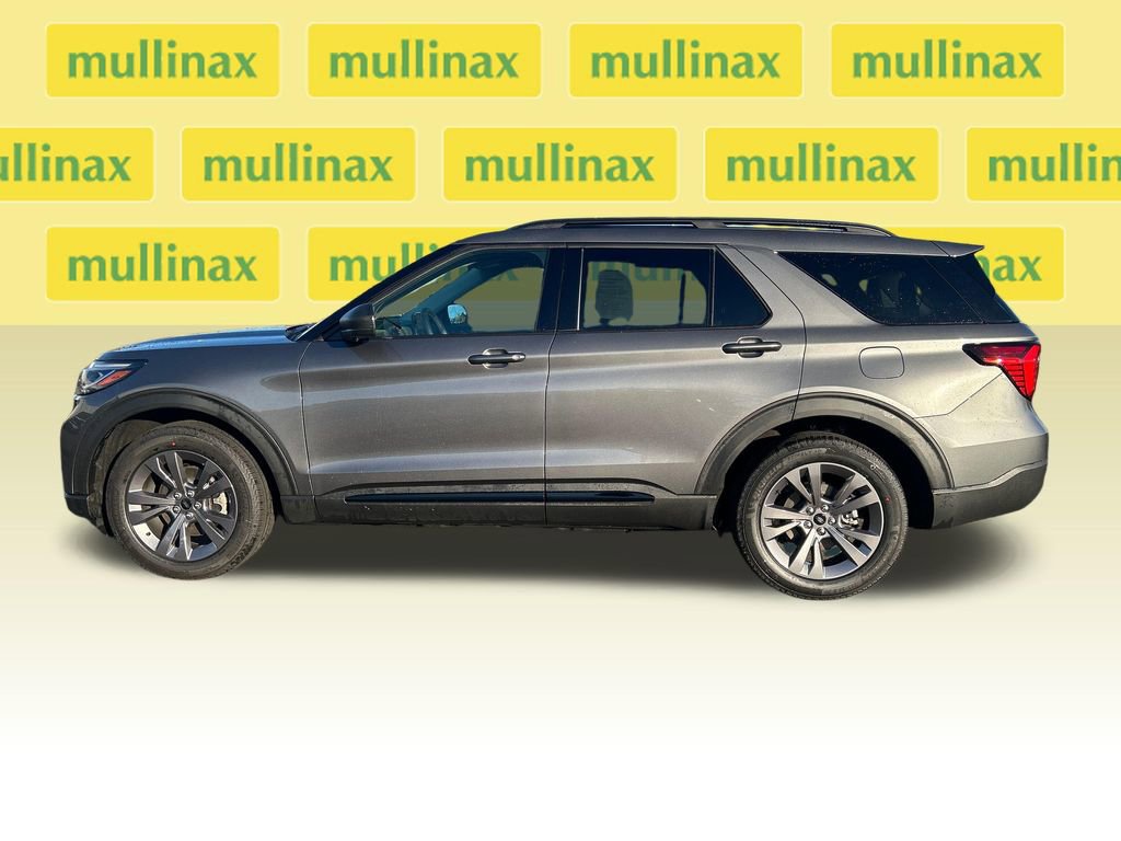 Used 2026 Ford Explorer Active w/ Active Comfort Package image 11