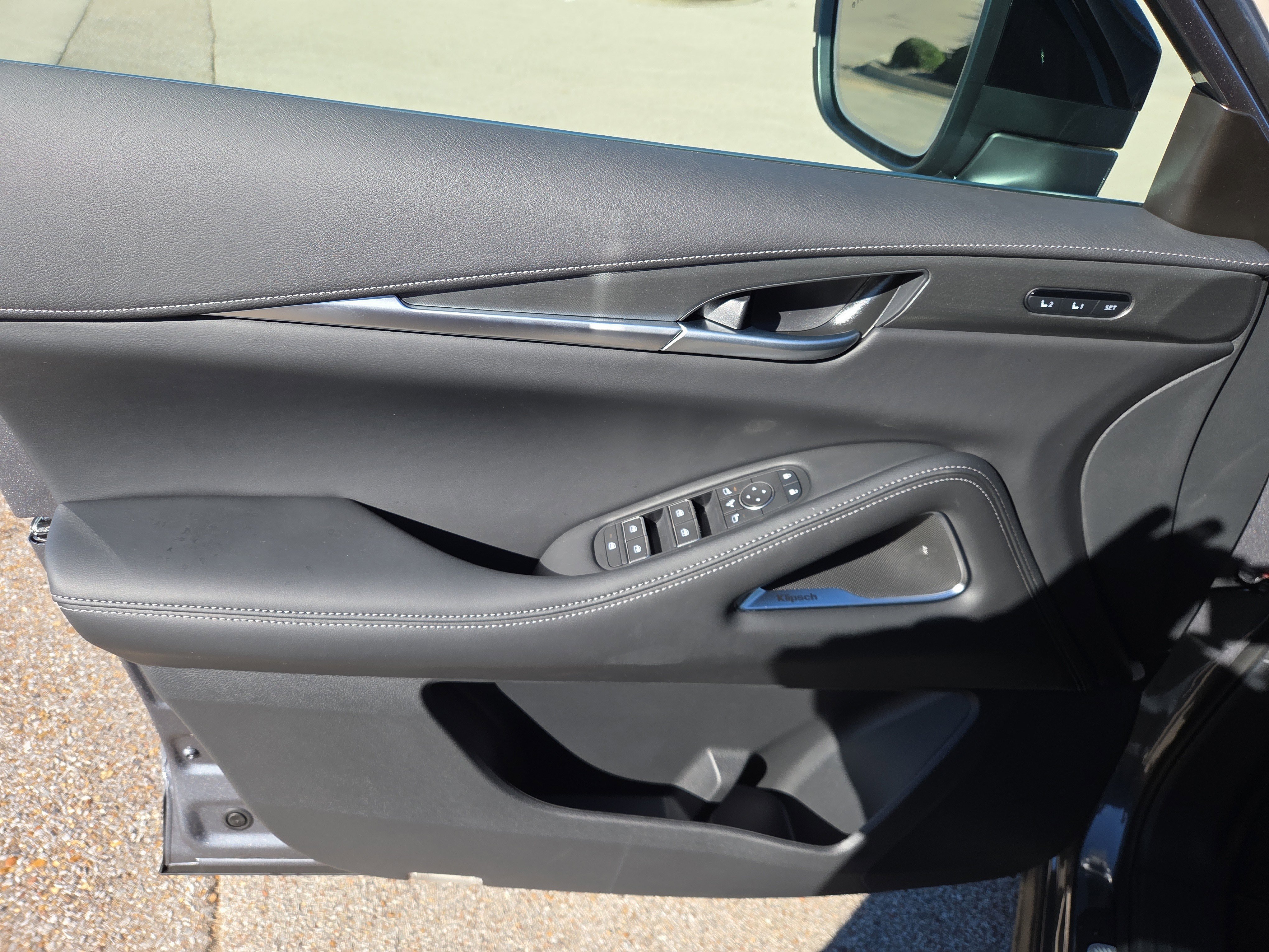 New 2026 INFINITI QX60 Luxe w/ Cargo Package image 5