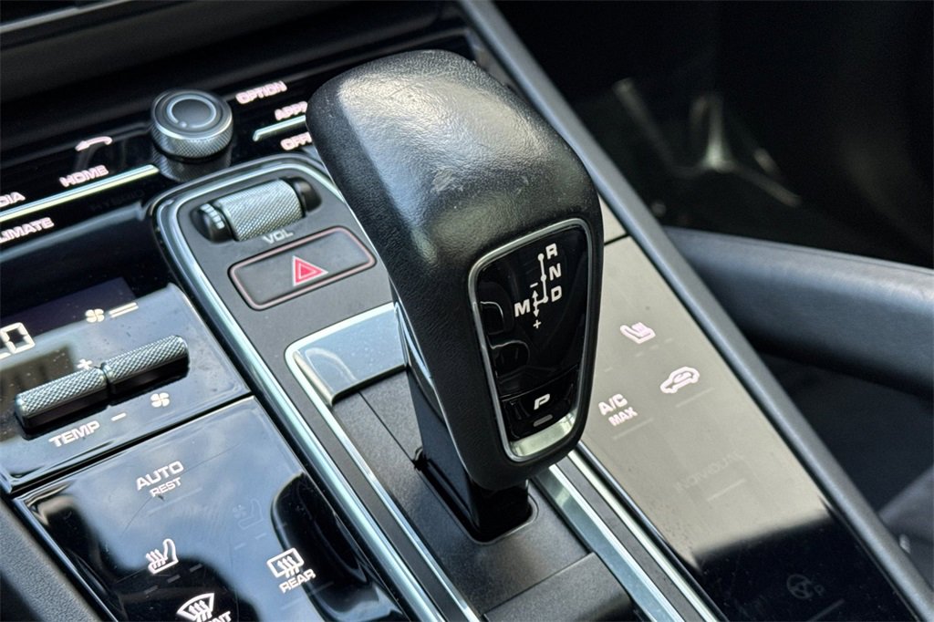 Used 2021 Porsche Cayenne GTS image 27