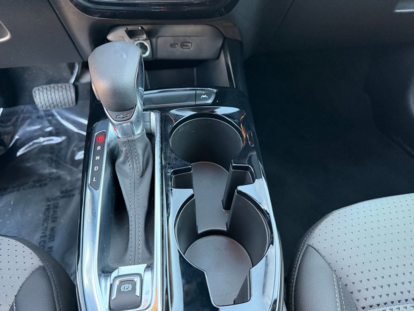 Used 2025 Chevrolet Trax LT image 39