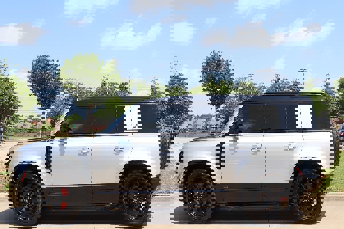 Used 2020 Land Rover Defender 110 X image 55