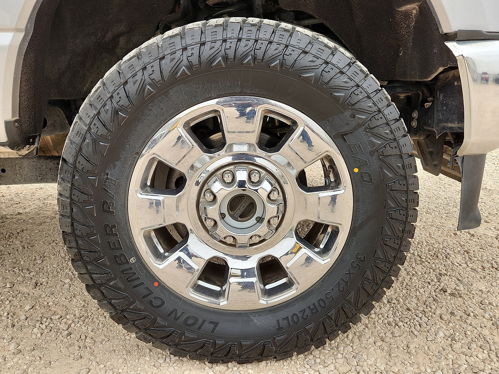 Used 2024 Ford F250 Lariat w/ Lariat Ultimate Package image 7