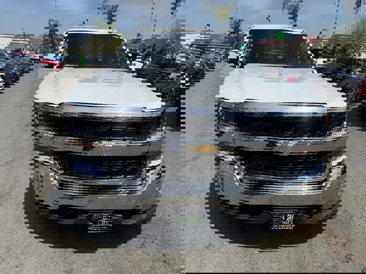 Used 2018 Chevrolet Silverado 1500 LT w/ LT Eassist Package image 6