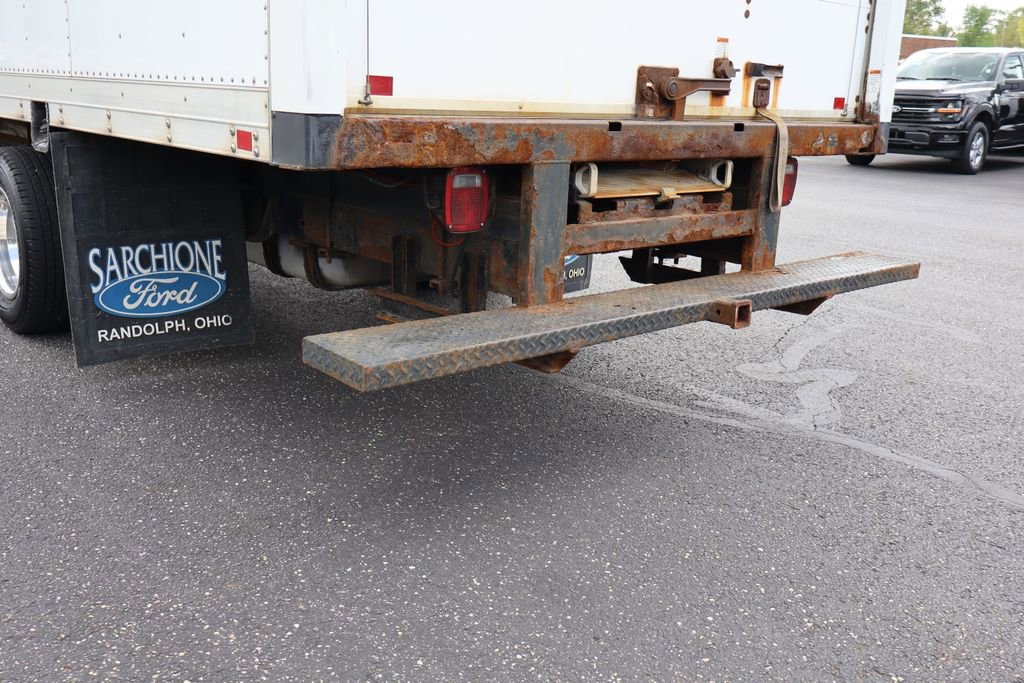 Used 2014 Ford E-450 and Econoline 450 Super Duty w/ Power Windows & Locks Group RWD image 17