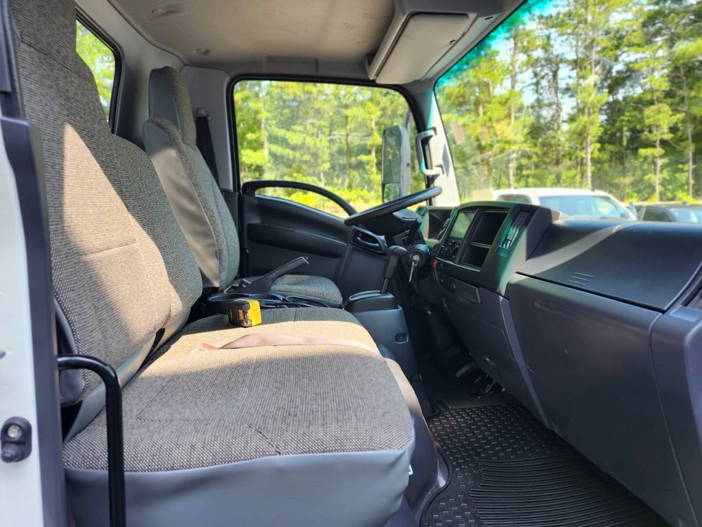 Used 2024 Chevrolet Low Cab Forward RWD image 11