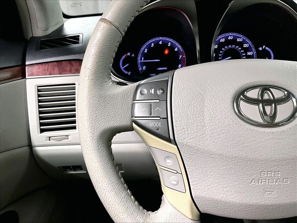 Used 2011 Toyota Avalon FWD image 22