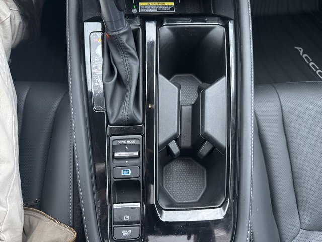 Used 2025 Honda Accord Touring image 25