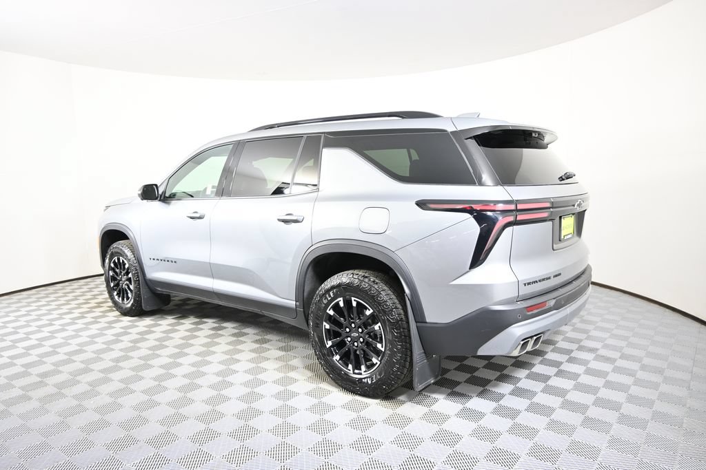 Used 2026 Chevrolet Traverse Z71 w/ LPO, Floor Liner Package AWD/4WD image 4