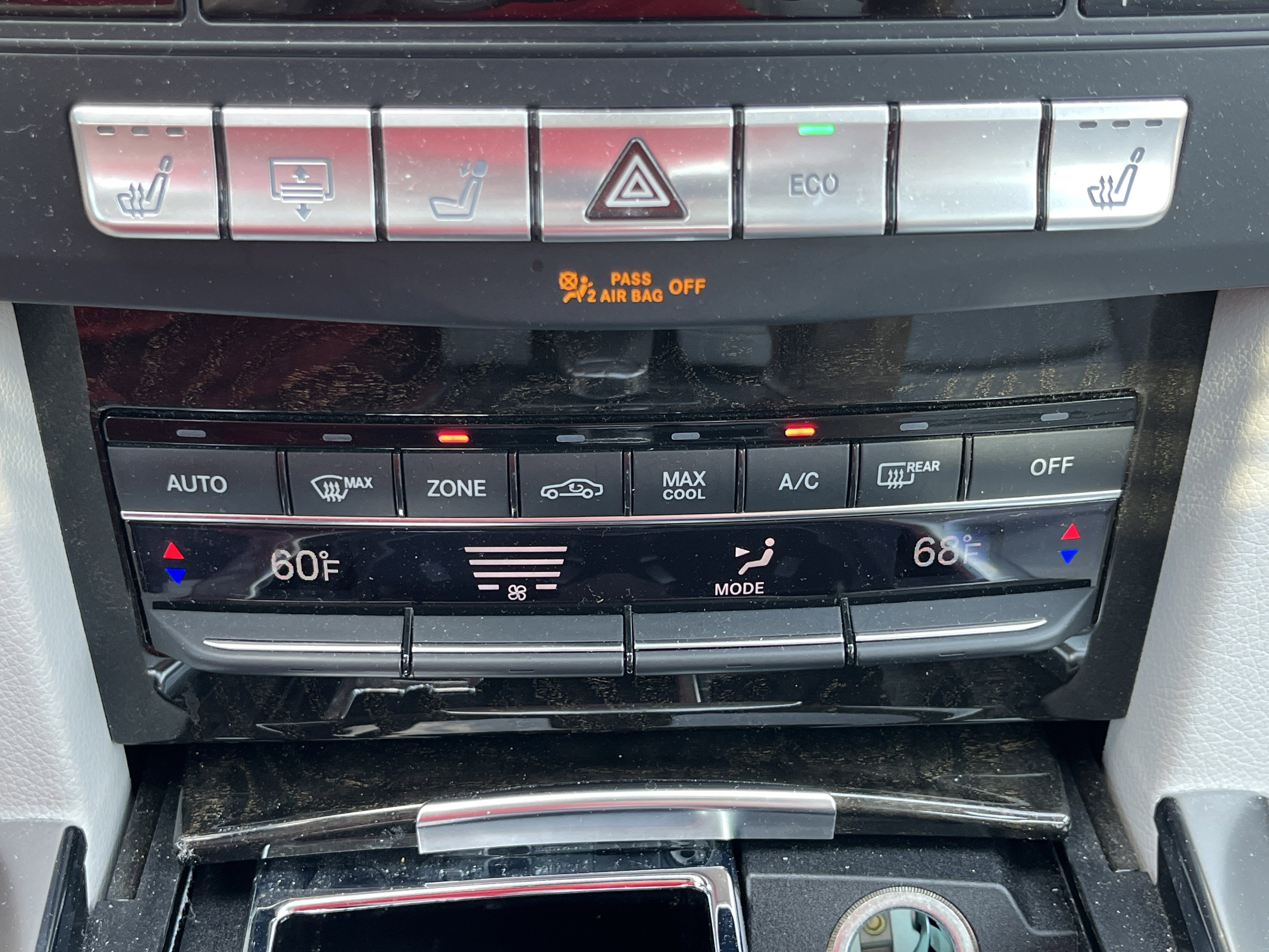 Used 2014 Mercedes-Benz E 350 Sedan image 7