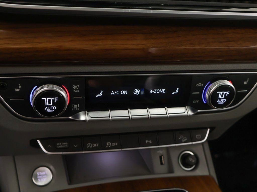 Used 2024 Audi Q5 2.0T Premium w/ Convenience Package image 50